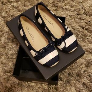 Oscar de La Renta girl ballerina flats